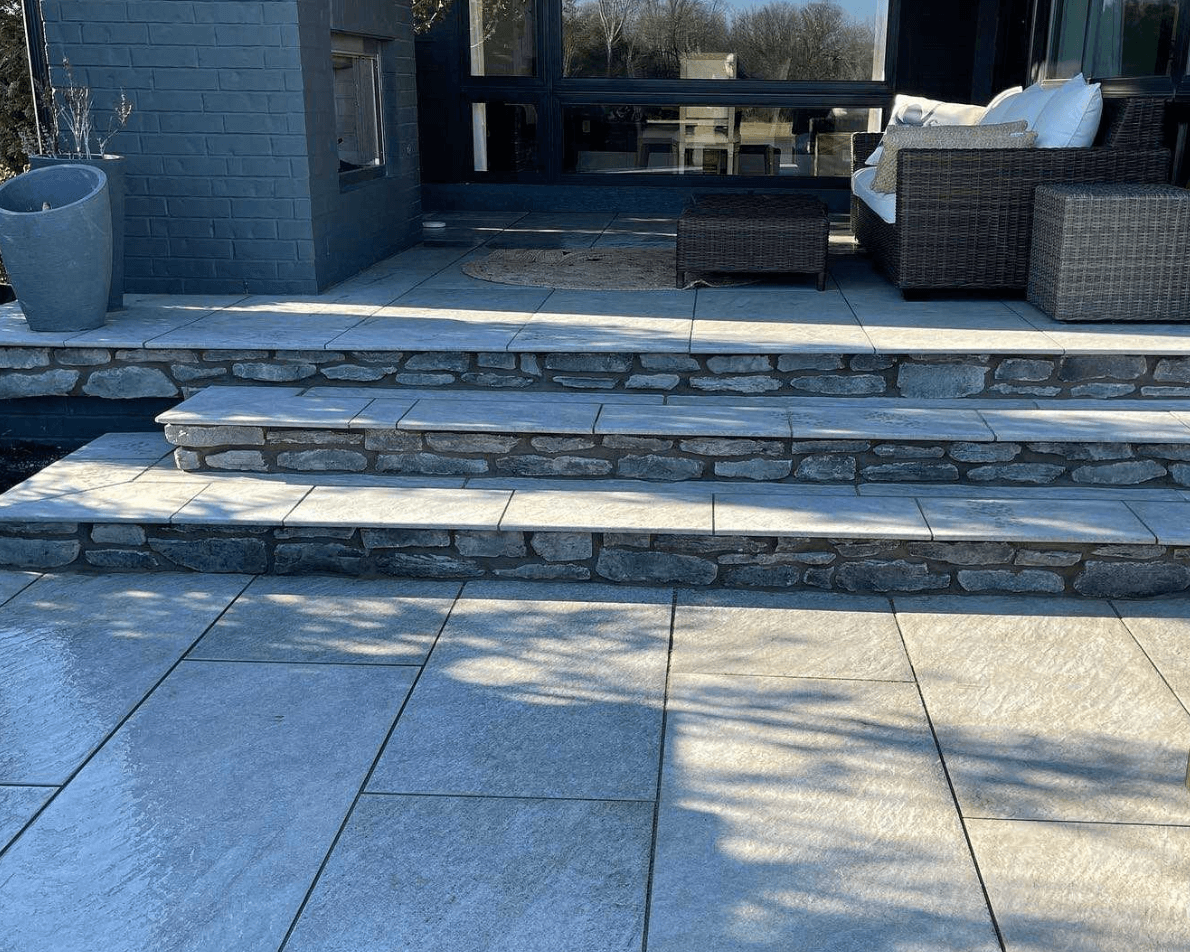 Lakeside Outdoor Kitchen gallery image 2